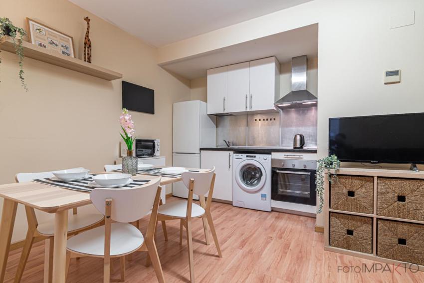 #10Oca6 - Apartamento En Vista Alegre マドリード エクステリア 写真